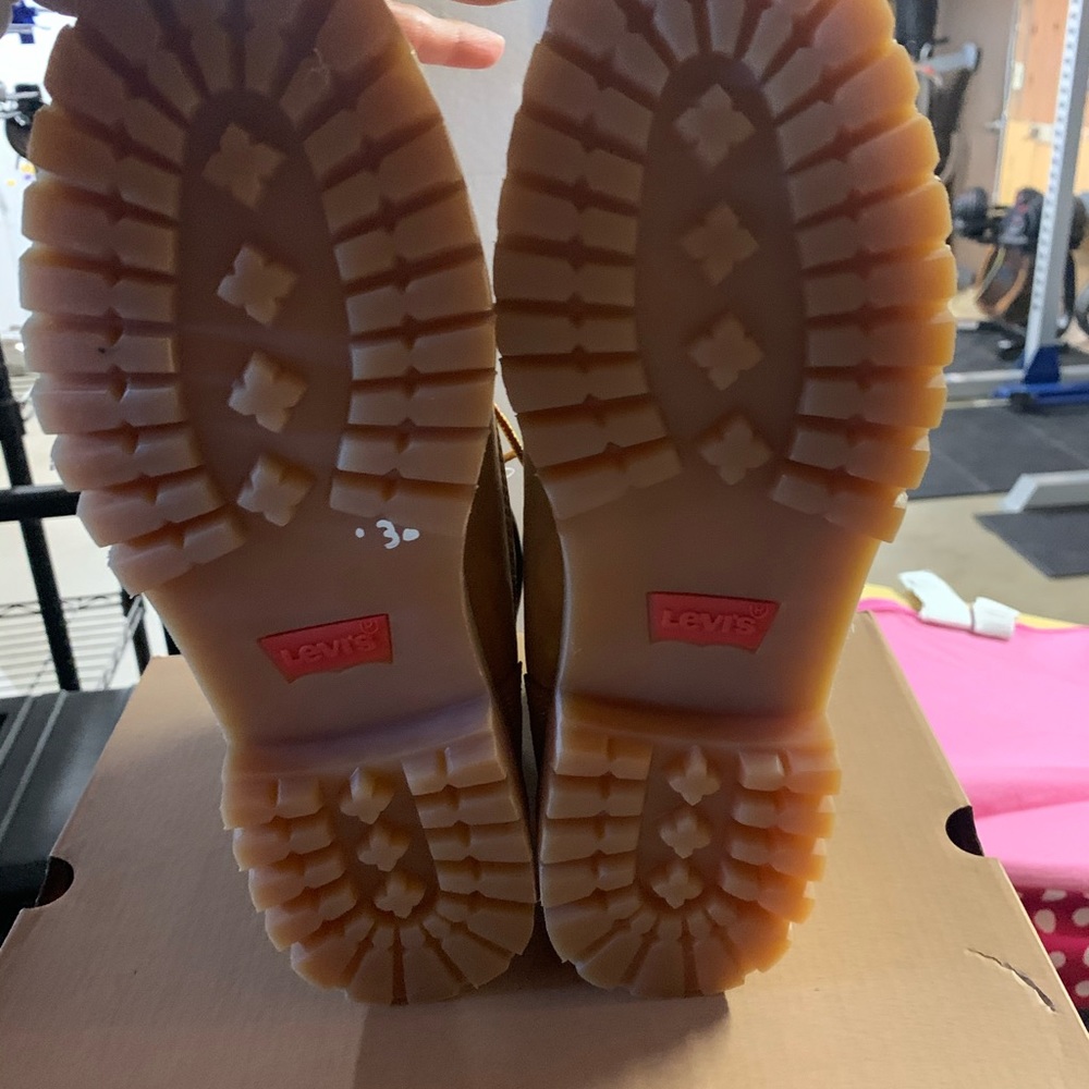 Brand new Levi’s boots